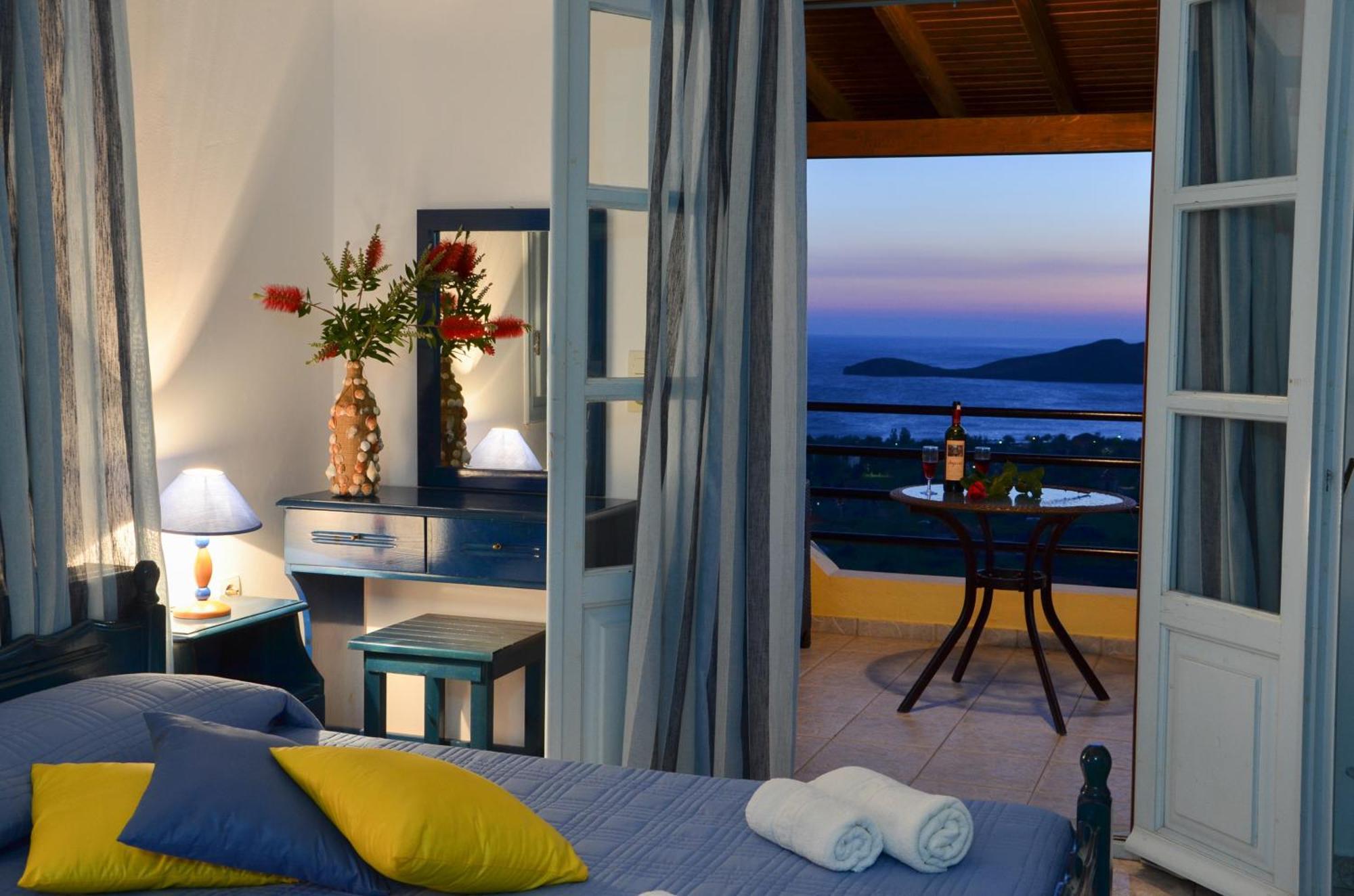 Hotel Dina - Ξενοδοχείο Ντινα Plati  Room photo